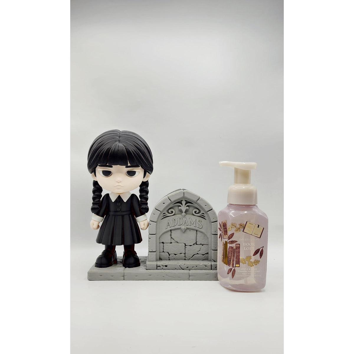 Gothic Braided 3D printed soap dispenser holder, view 8
