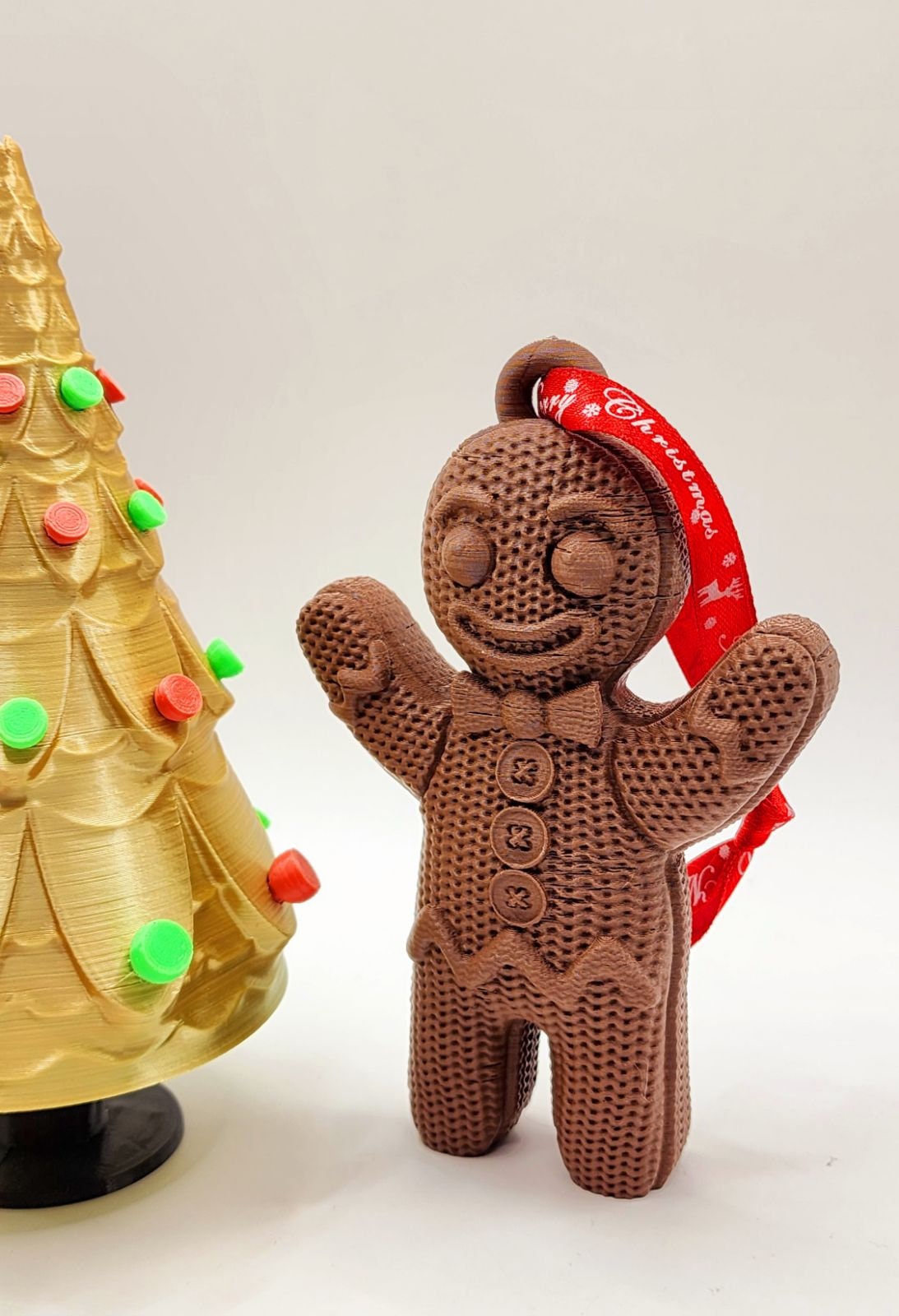 3D printed gingerbread man Christmas ornament, desktop decoration.