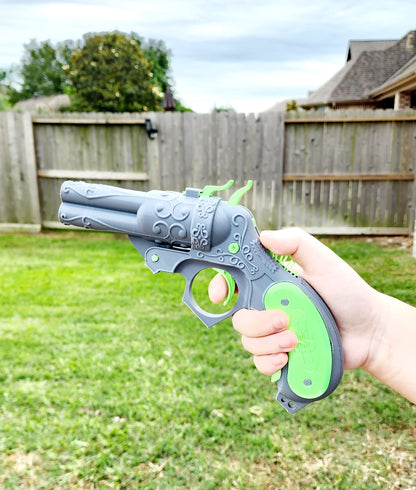 3D printed Victorian 4 Barrel Gun. Cosplay.