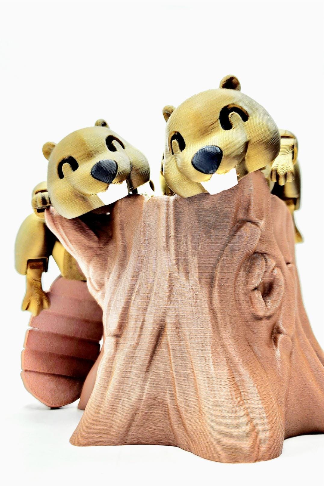 3D printed Articulated Beaver with optional Tree Stump fidget, sensory toy.