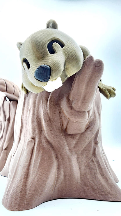 3D printed Articulated Beaver with optional Tree Stump fidget, sensory toy.