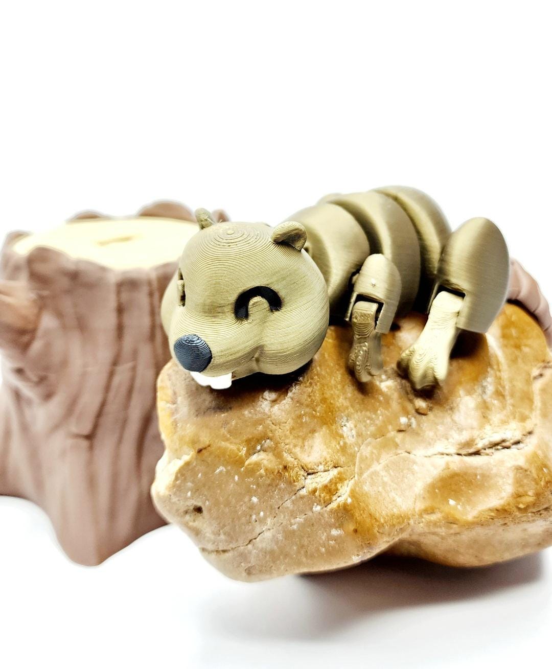 3D printed Articulated Beaver with optional Tree Stump fidget, sensory toy.