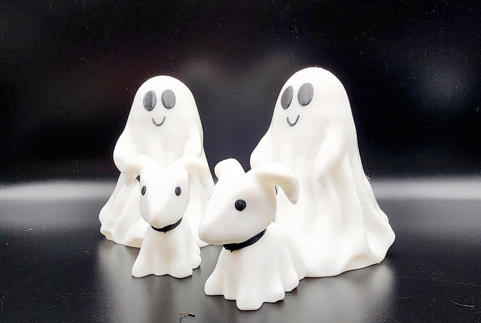 3D Printed Ghost walking dog desktop decoration.