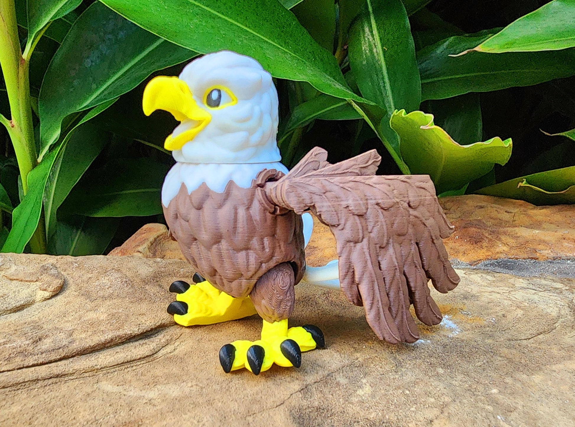 3D printed articulated Bald Head Eagle fidget, sensory toy. Desk Toy, Decoration.