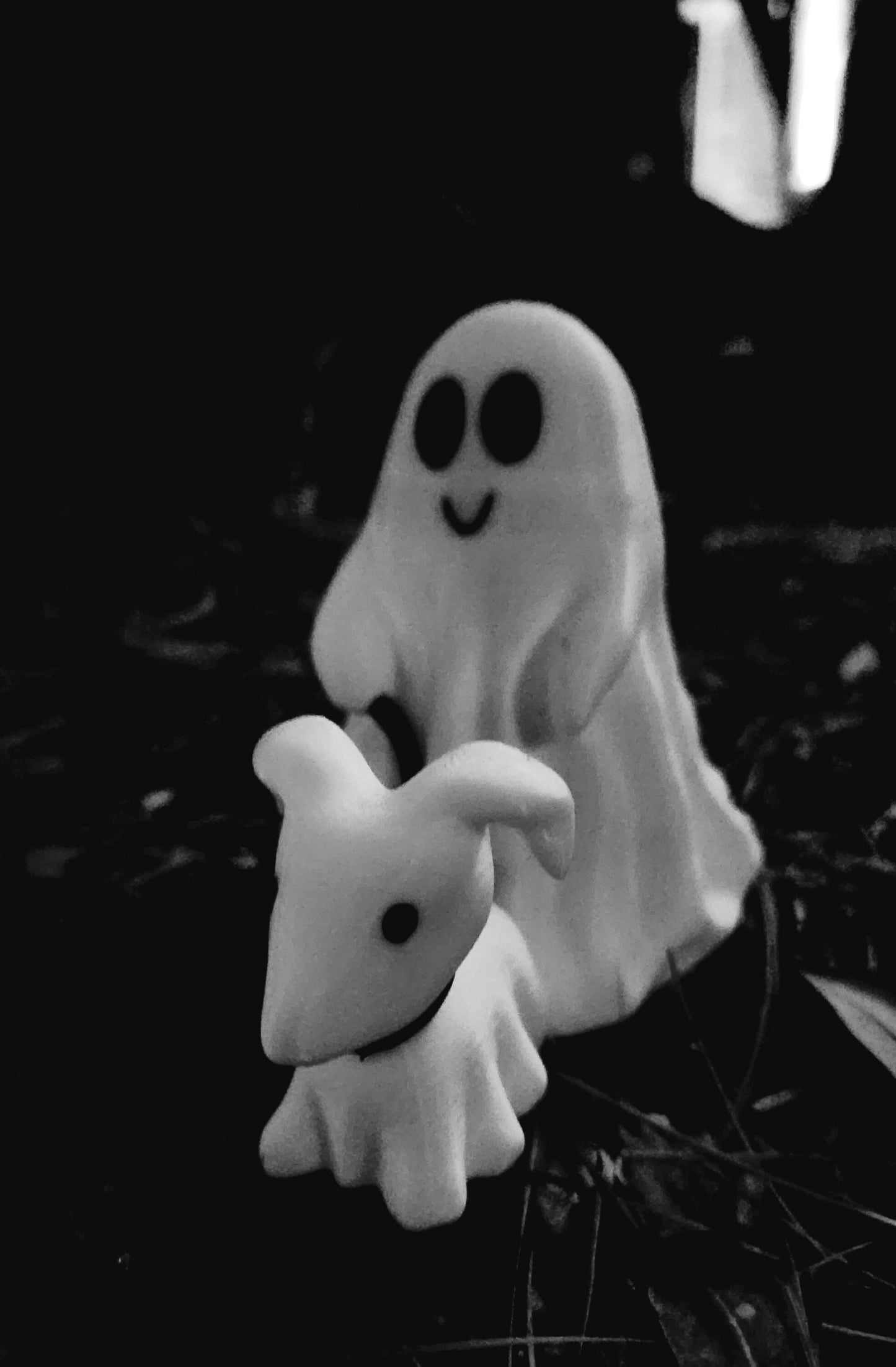 3D Printed Ghost walking dog desktop decoration.