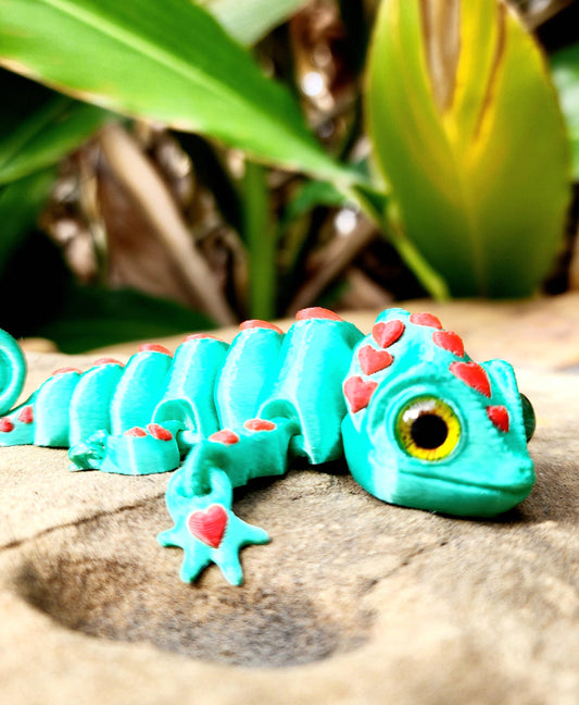 3D printed articulate Chameleon fidget toy, desk toy.