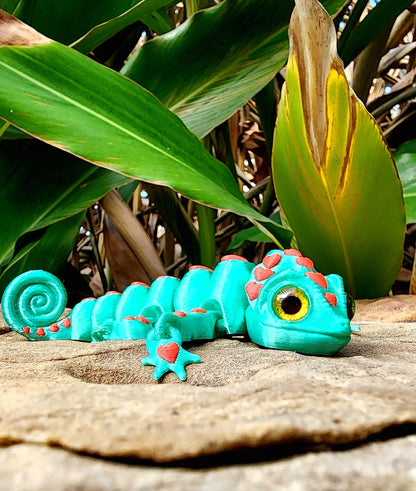 3D printed articulate Chameleon fidget toy, desk toy.