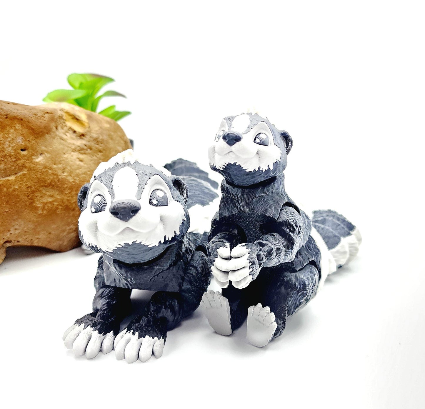 3D printed articulated Racoon fidget, sensory, desktop toy.