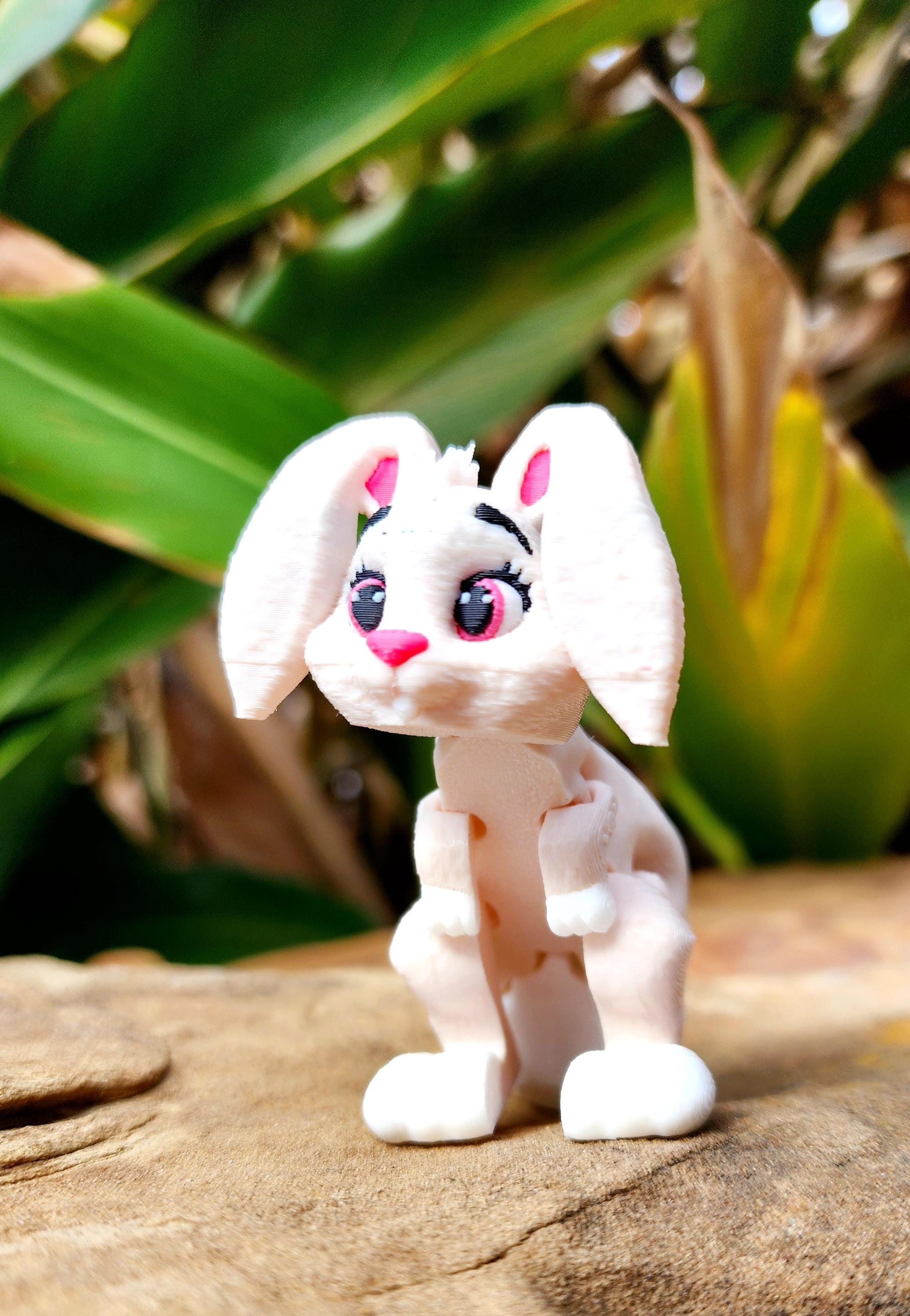 3D printed articulate Easter Bunny fidget toy.