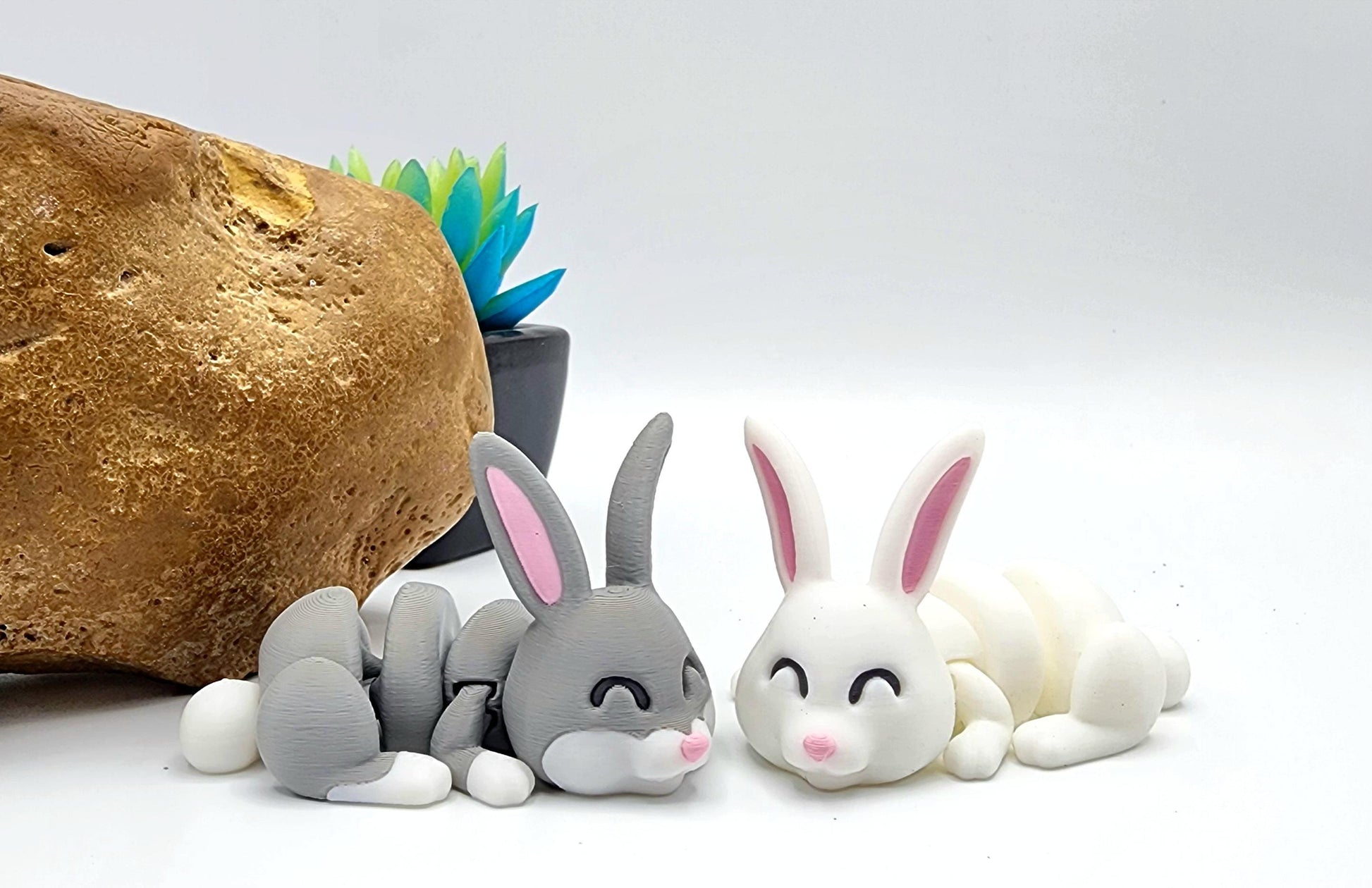 3D printed articulated Bunny Fidget Toy.