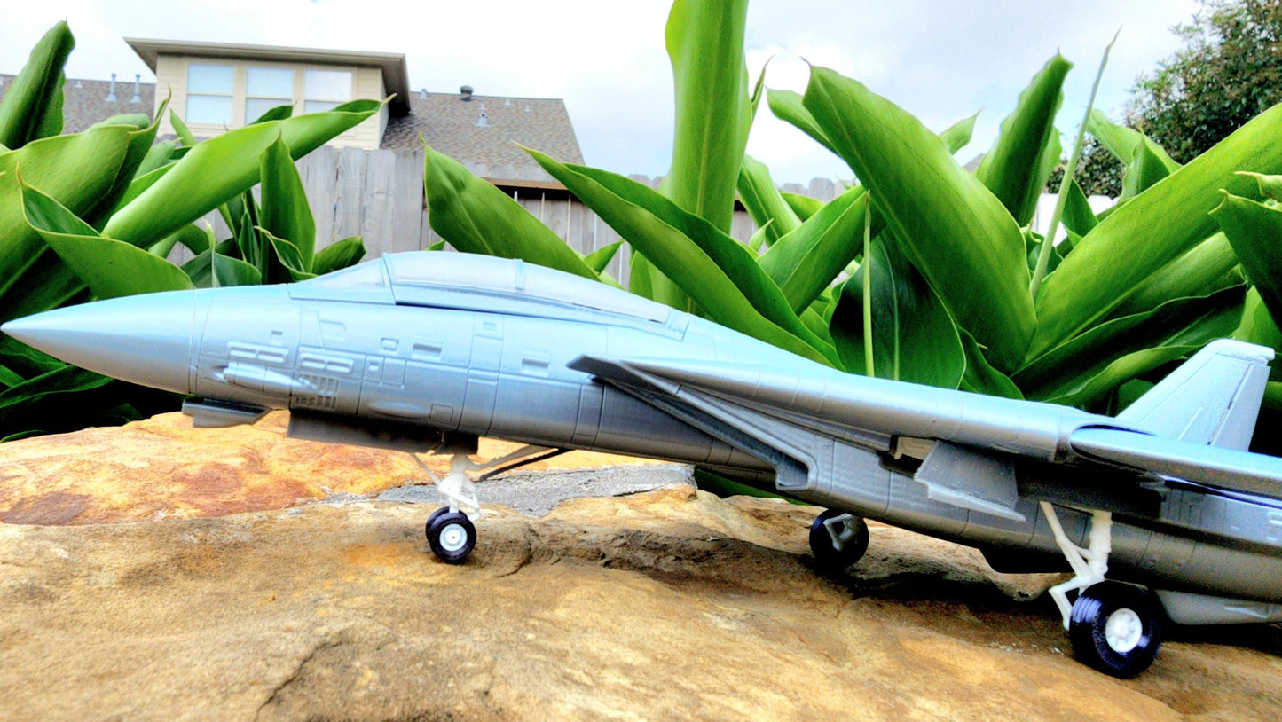3D printed highly detailed F-14 Tomcat with articulating wings. Action Figure, Fidget Toy.