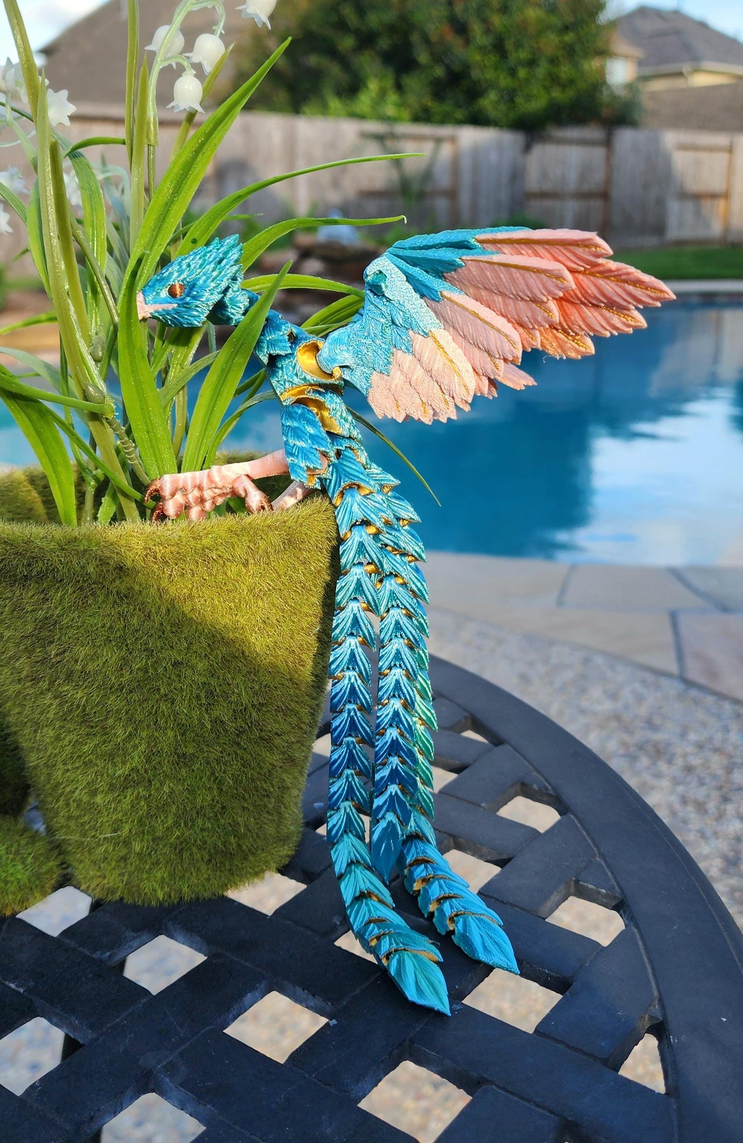 3D printed Articulated Phoenix with Claws and Lockable Neck, fidget toy, sensory toy, desk toy.