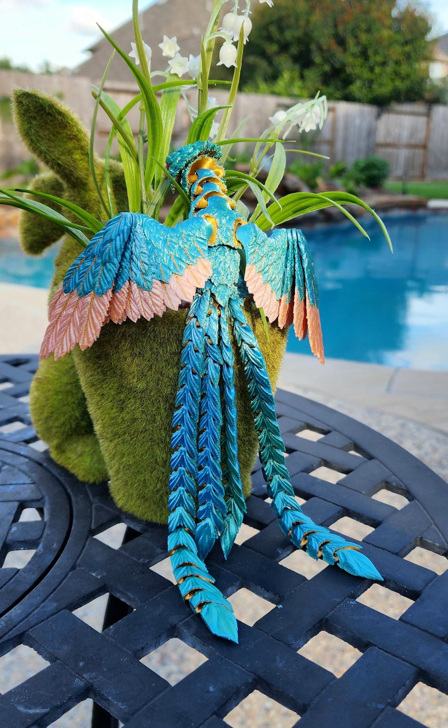 3D printed Articulated Phoenix with Claws and Lockable Neck, fidget toy, sensory toy, desk toy.