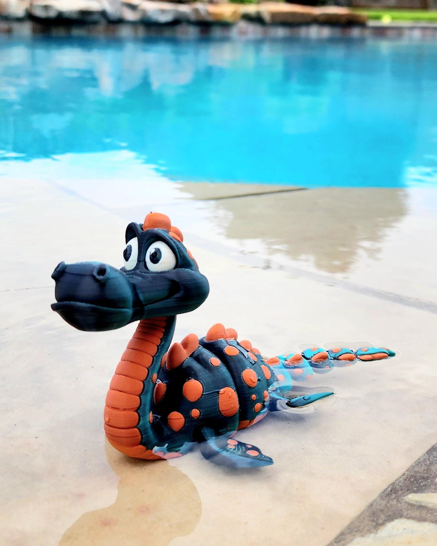 3D Printed Loch Ness Monster Fidget Toy – Articulated Desk Toy – Cute Nessie Gift – Available in 3 Sizes