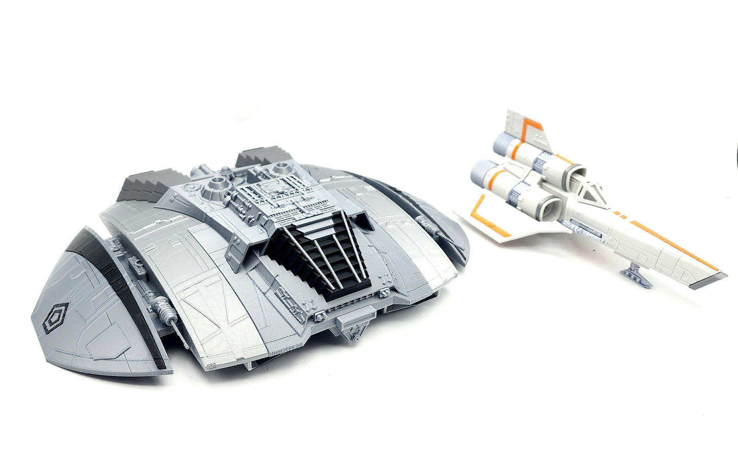 Battlestar Galactica Cylon Raider | 3D Printed Model | Sci-Fi Desk Display