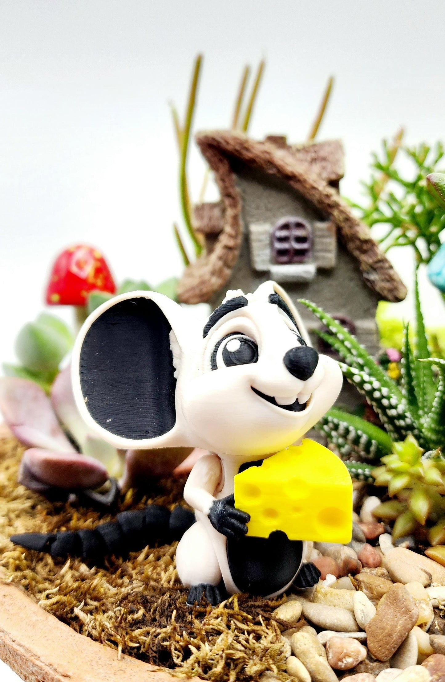 Adorable Mouse Fidget Toy | 3D Printed Articulated Mouse with Cheese | Poseable | Large, Medium, Small Sizes | Cute Gift or Desk Buddy