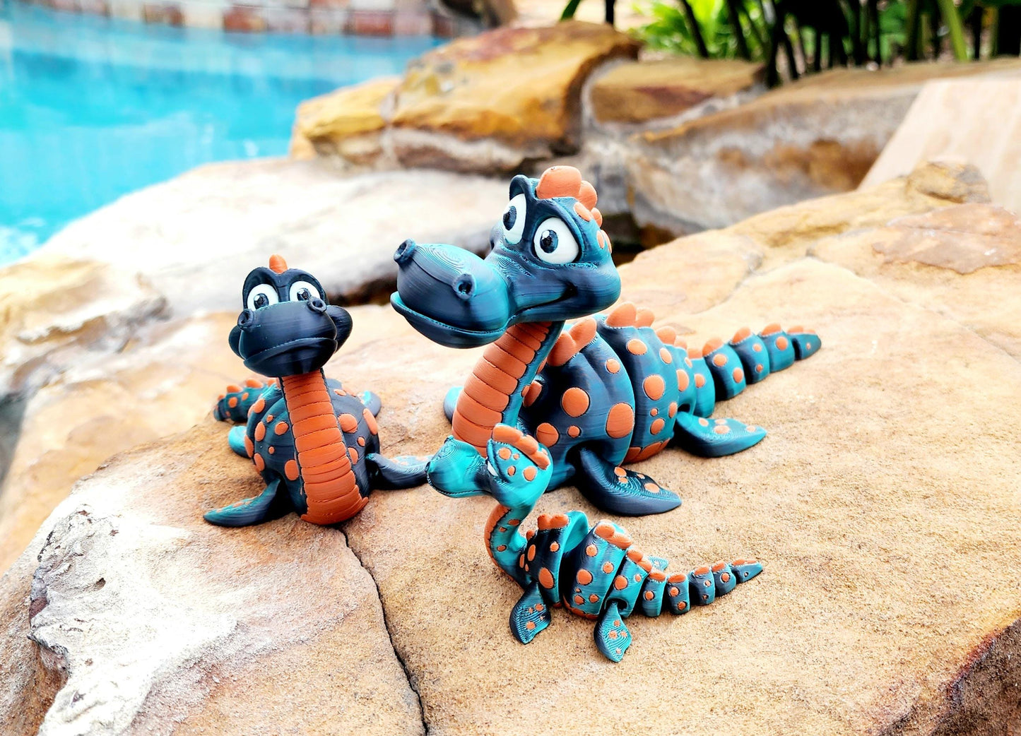 3D Printed Loch Ness Monster Fidget Toy – Articulated Desk Toy – Cute Nessie Gift – Available in 3 Sizes