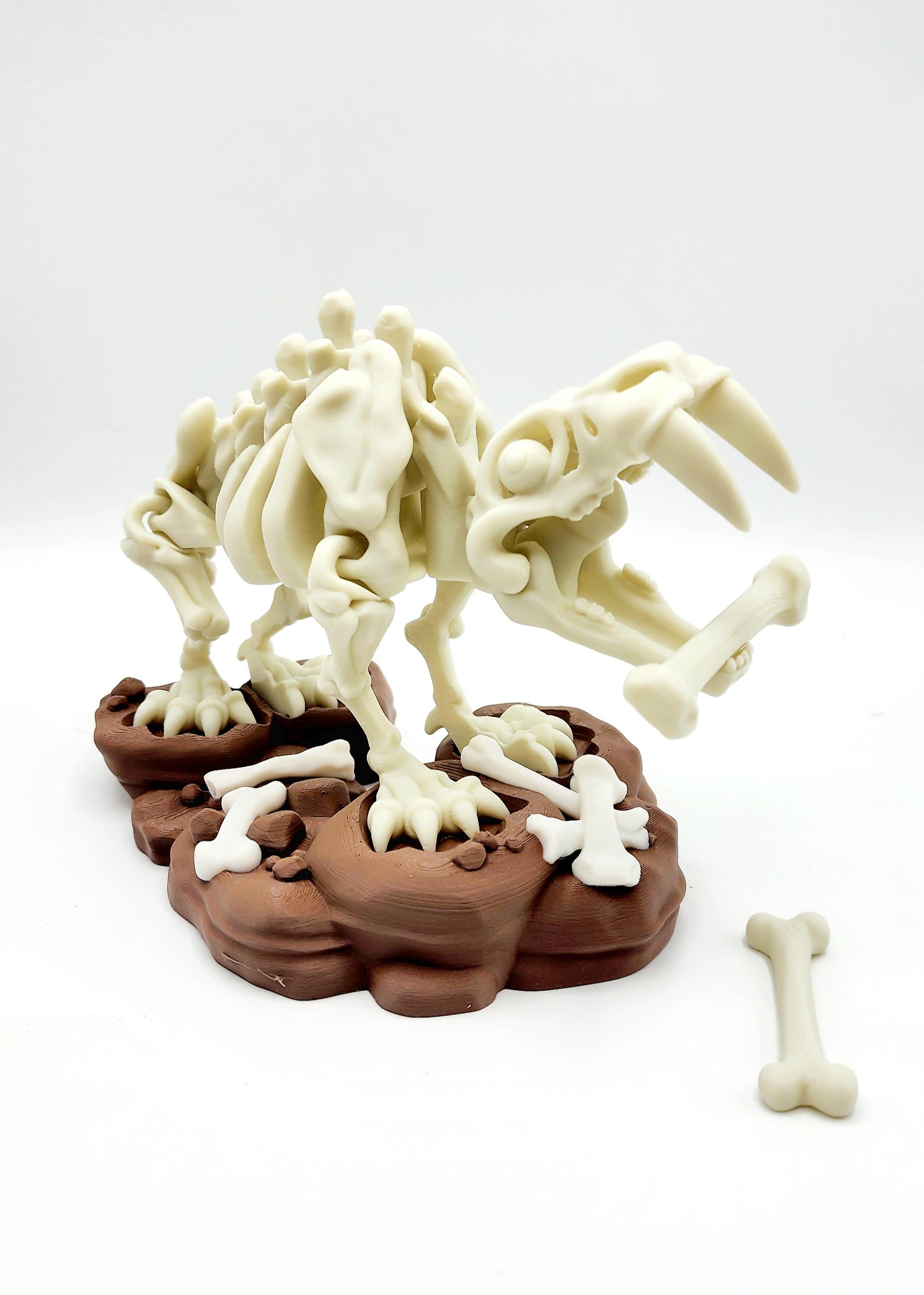 3D Printed Articulated Sabertooth Tiger Fidget Toy - Prehistoric Cat - Stress Relief - Desk Decor