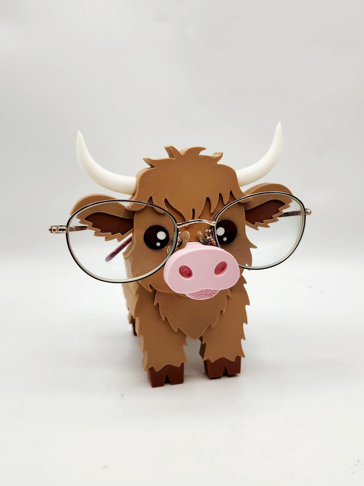 Highland Cow 3D printed eyeglasses holder, view 2