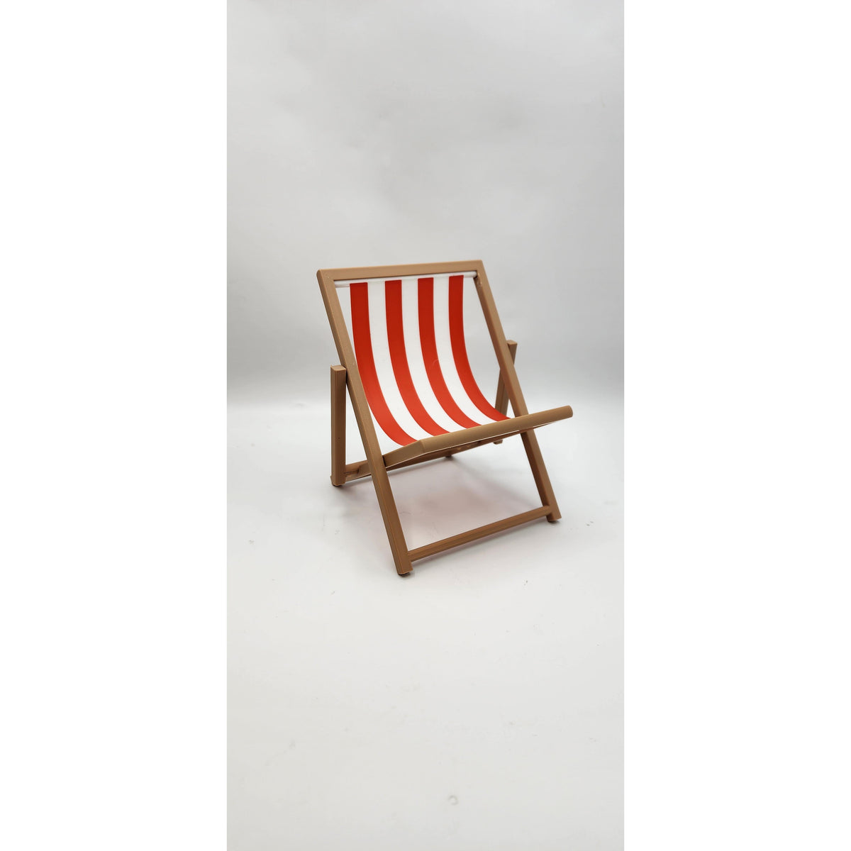 Mini Beach Chair 3D printed phone mount, view 2