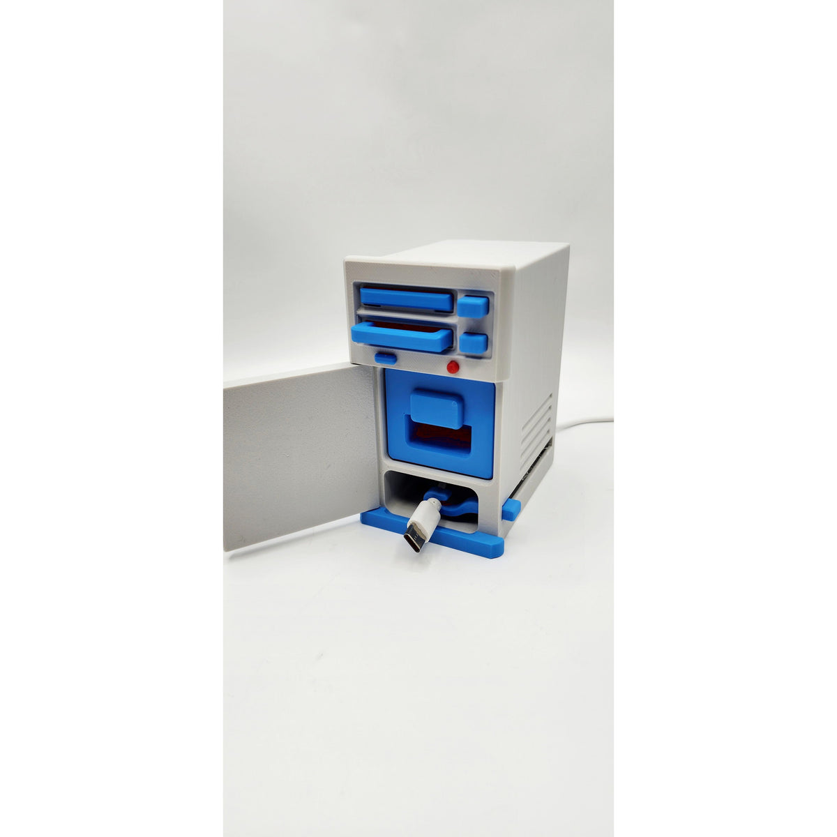Retro 90s PC 3D printed desk organizer, view 7