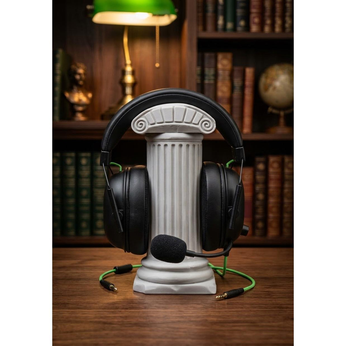 Roman Pillar 3D printed headphone stand, view 1