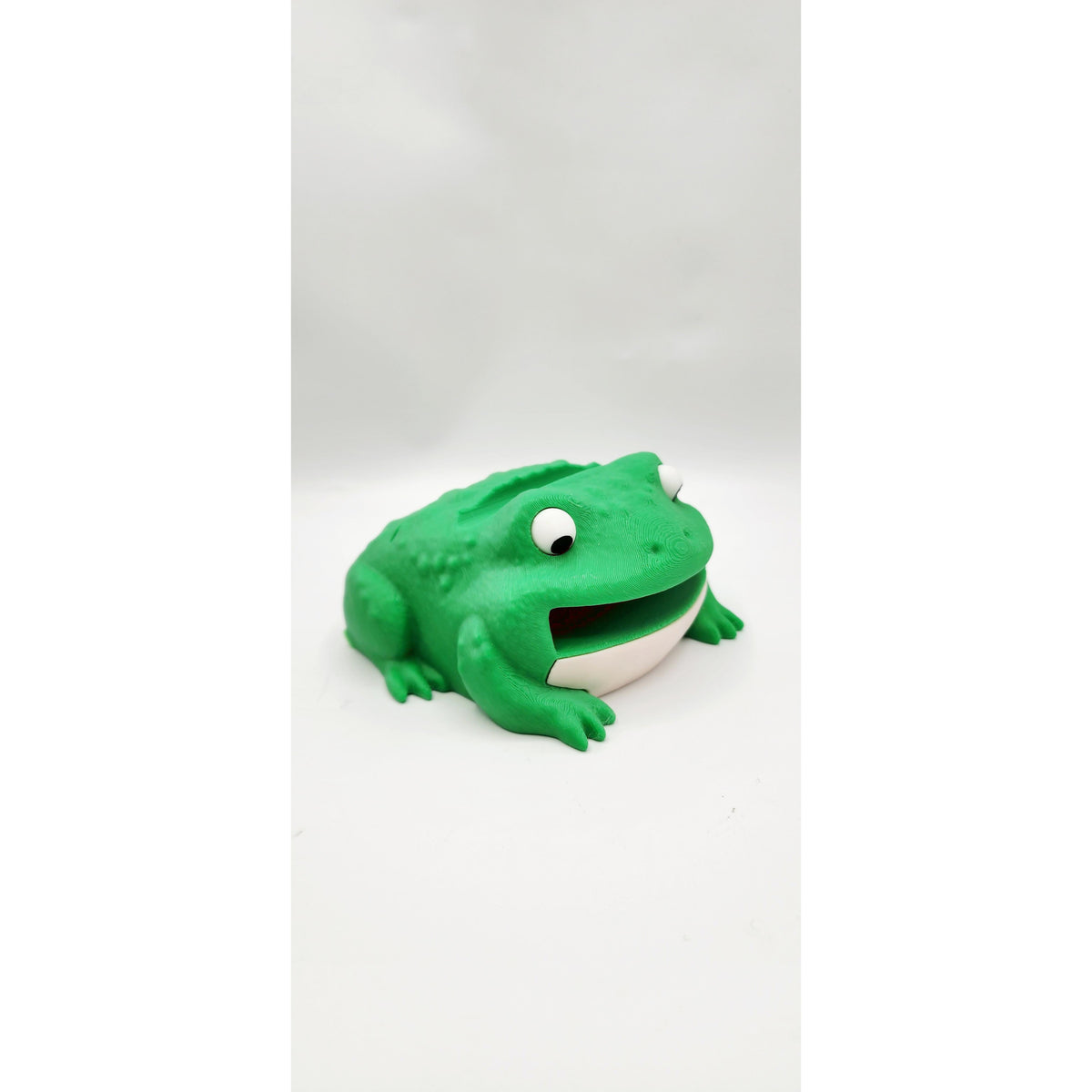 Toad 3D printed sticky note dispenser, view 3
