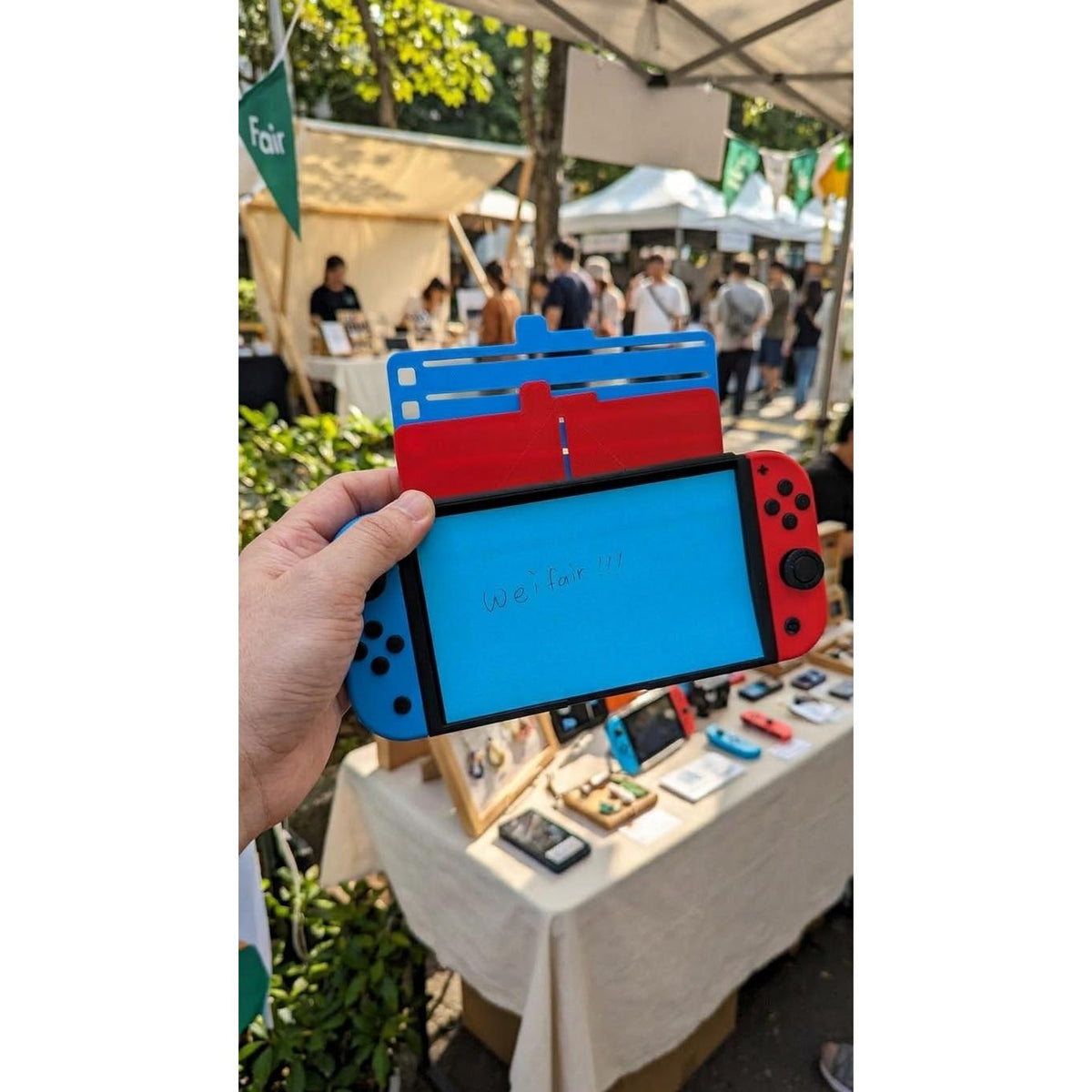 Controller-style magnetic sticky note 3D printed holder, view 1